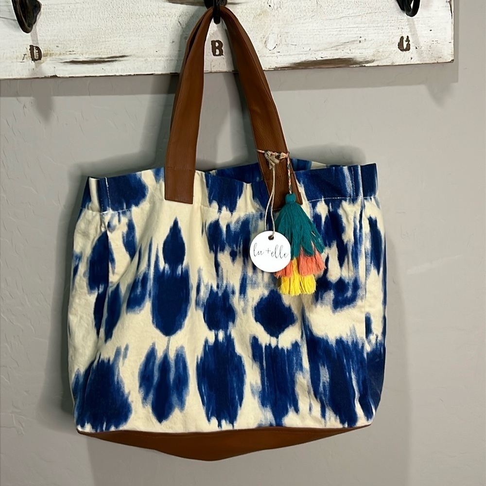Lu & Elle Purse Bag Tote Tie Dye Tassel Blue Beach Boho Travel Island Laguna